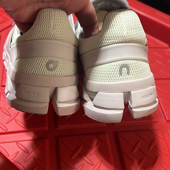 On Running Cloudswift 3 AD-Like NEW - Picture 6 of 9